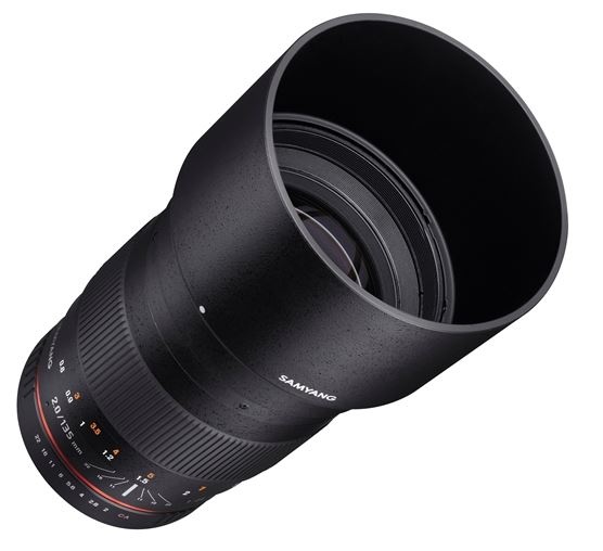 Samyang 135mm F2.0 ED UMC Sony E-Mount