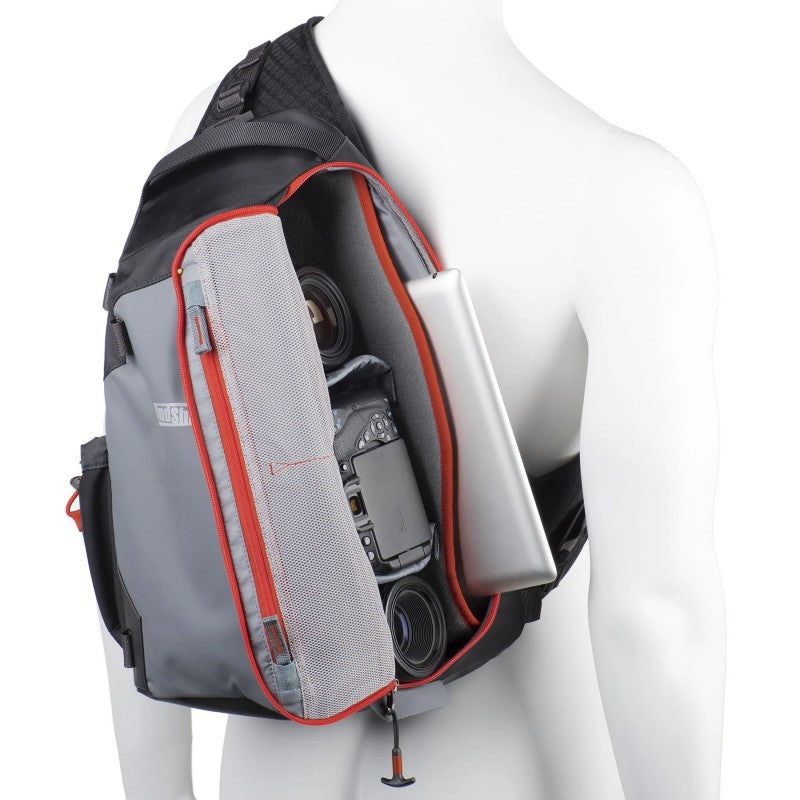 Think Tank PhotoCross 13 Carbon Grey