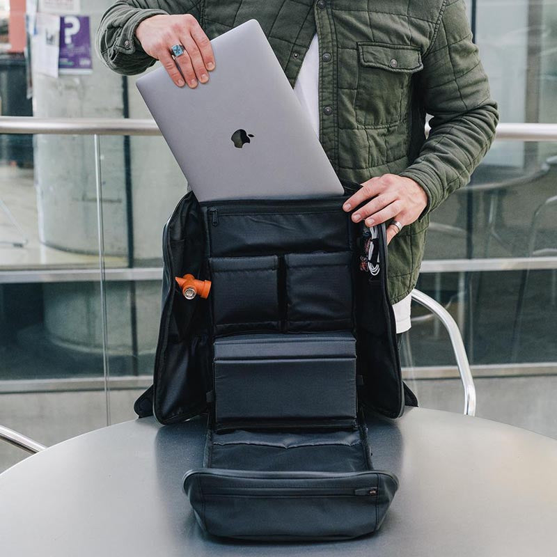 WANDRD DUO Day Pack Black