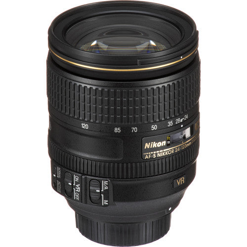 Nikon D780 Gehäuse + AF-S 24-120mm f/4 VR