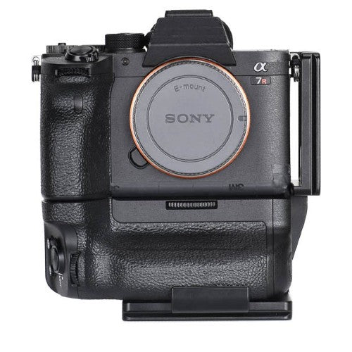 Sunwayfoto L-Plate für Sony A7RIV inklusive Griff