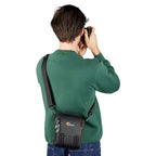 Lowepro Adventura SH 120 III Kameratasche (Schwarz)