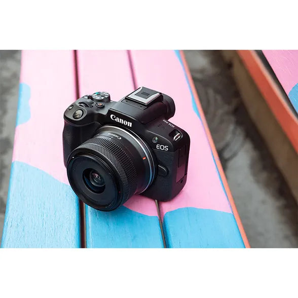 Canon EOS R50 black + RF-S 18-45 Holiday Kit