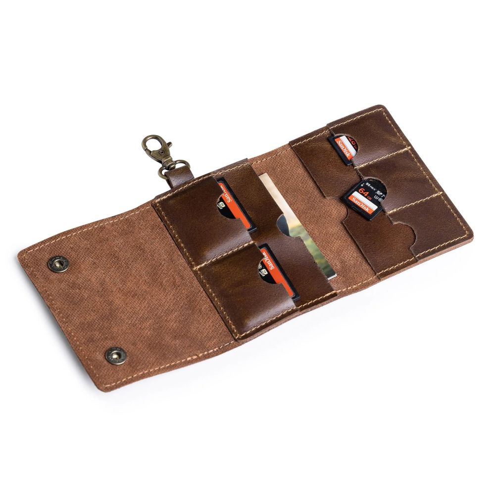 The Hantler Memory card holder Chocolate brown / Brass, 3x SD + 2x CF