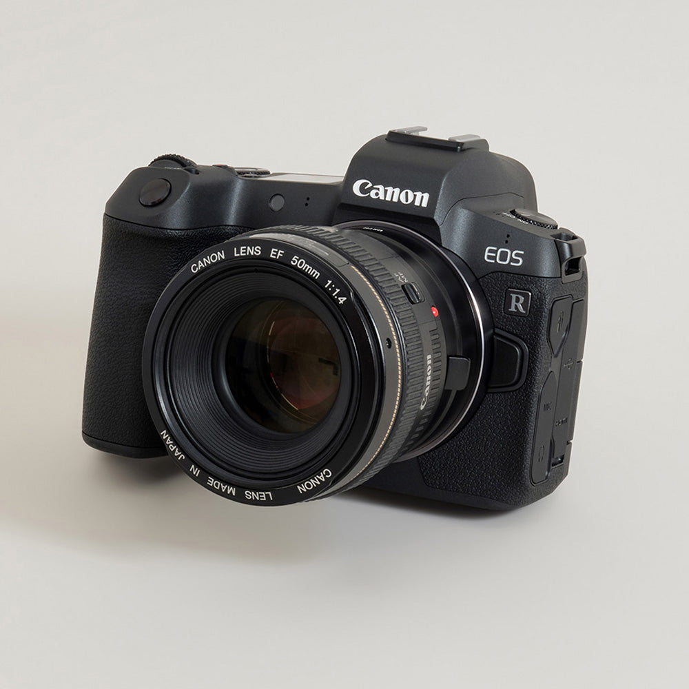 Urth Objektivadapter: Kompatibel mit Canon (EF / EF S) Objektiv an Canon RF Kameragehäuse OUTLET