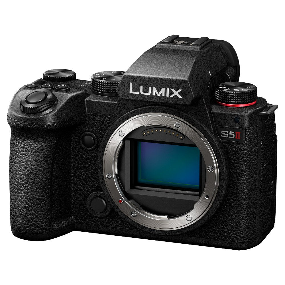Panasonic Lumix DC-S5 II + Lumix S 20-60mm f/3.5-5.6 + Lumix S 35mm f/1.8