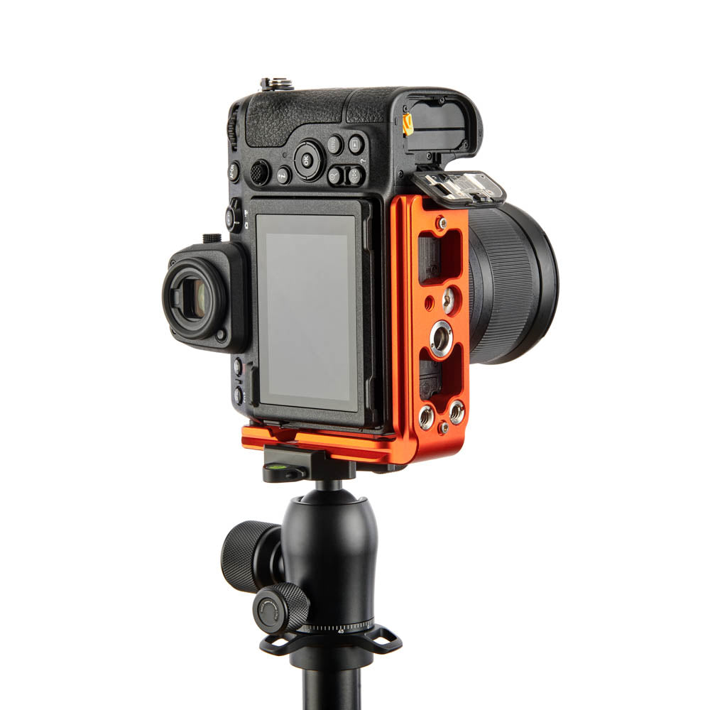 3 Legged Thing ZOOEY QD 110mm Arca L Bracket for Nikon Z8 Copper