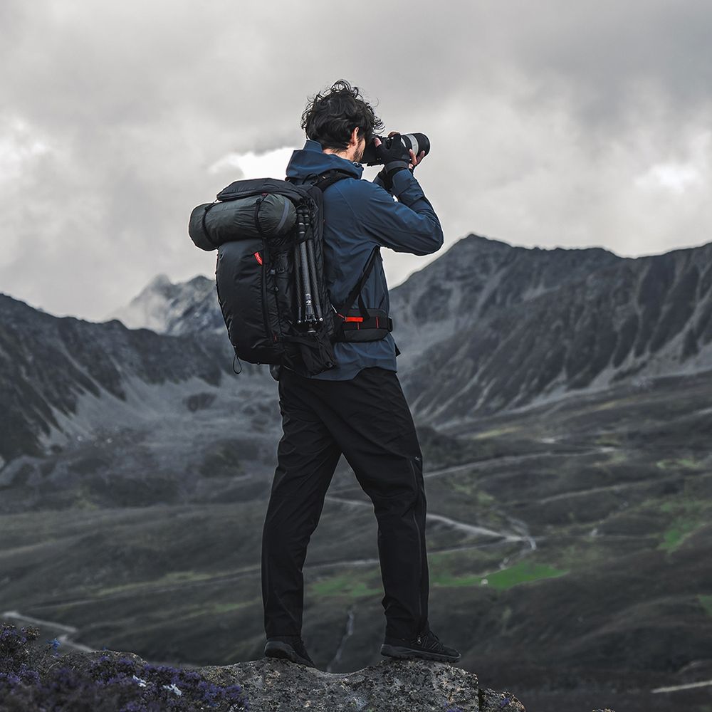 PGYTECH OnePro Flex Backpack 50L (Space Black) + Camera Insert M