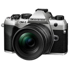 OM SYSTEM OM-5 Mark II Silber + 12-45mm f/4.0 Pro