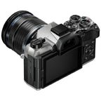 OM SYSTEM OM-5 Mark II Silber + 12-45mm f/4.0 Pro