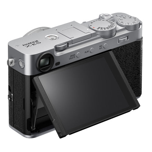 Fujifilm X-E5 + XF 23mm f/2.8 R WR silver