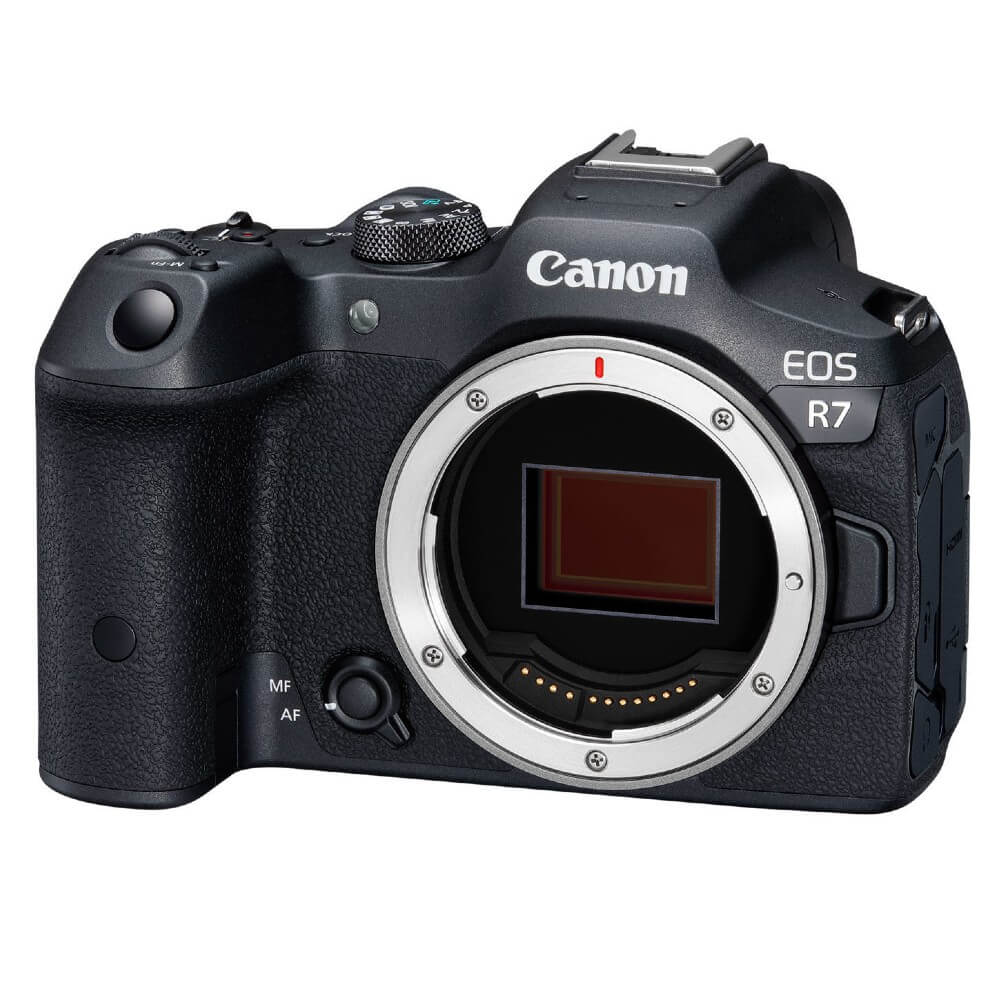 Canon EOS R7 + 18-150mm IS STM Holiday Kit