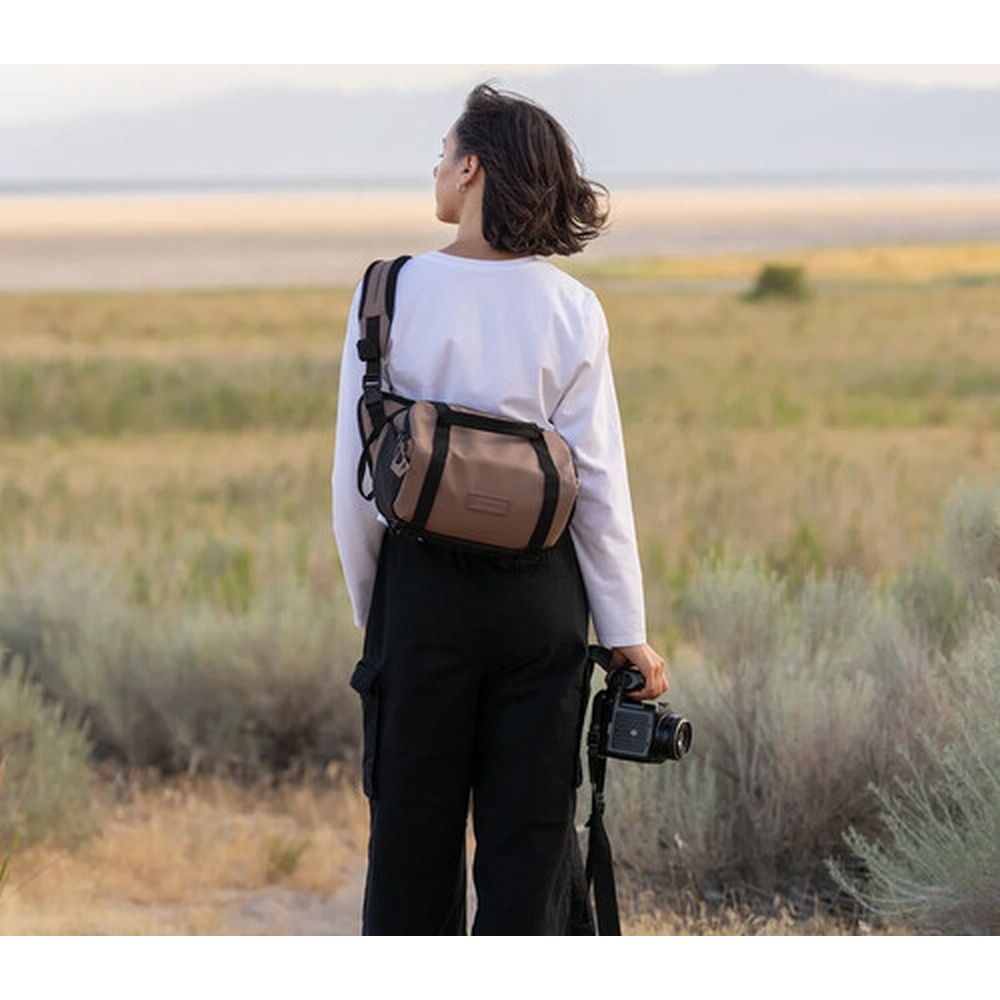 WANDRD ROGUE Sling 6L Atacama Clay V2