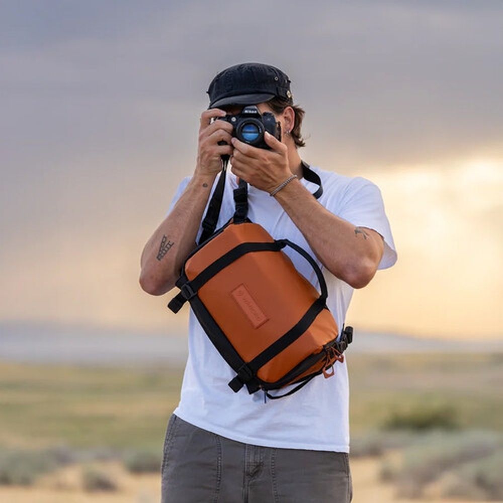 WANDRD ROGUE Sling 9L Sedona Orange V2