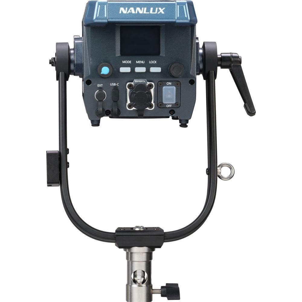 Nanlux Evoke 150C Vollfarb-Nebula 8-Spotlicht