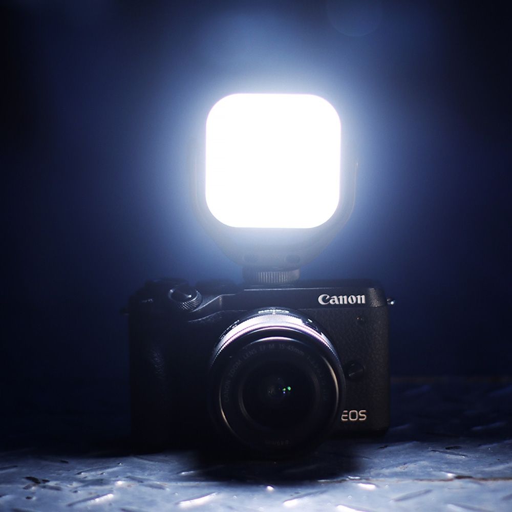 Ulanzi VL66 RGB neigbare LED-Videoleuchte