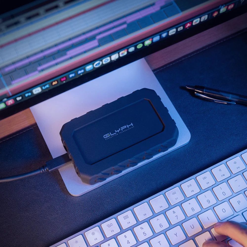 Glyph Atom EX40 High-Intensity USB4 Typ-C (40 Gbit/s) Bus-Powered NVMe SSD - 1 TB