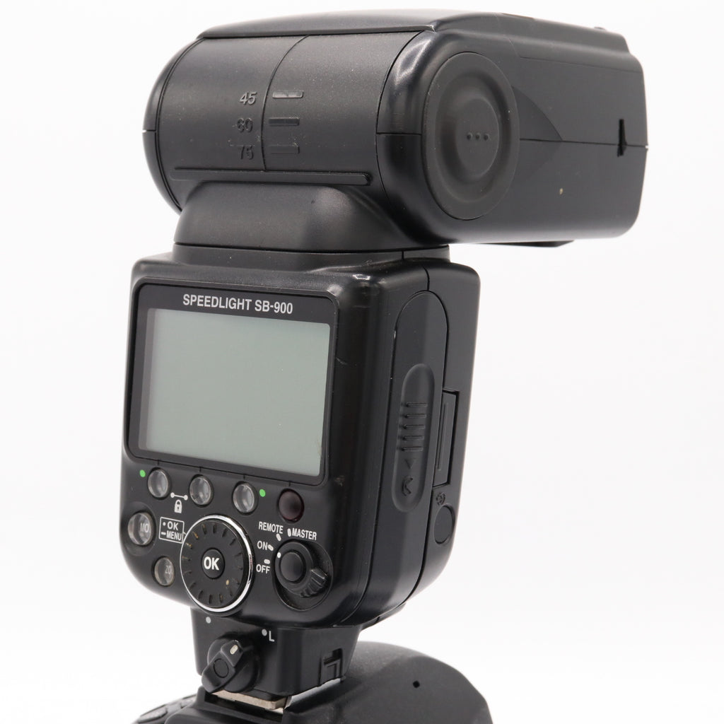 Nikon Speedlight SB-900 flash used