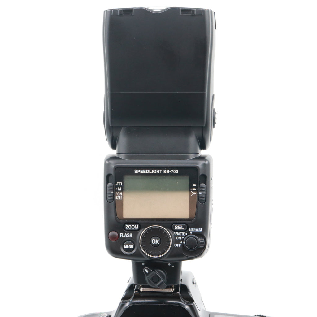 Nikon Speedlight SB-700 gebraucht