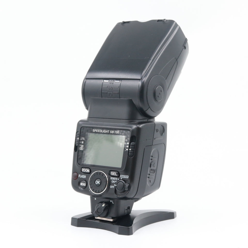 Nikon Speedlight SB-700 gebraucht