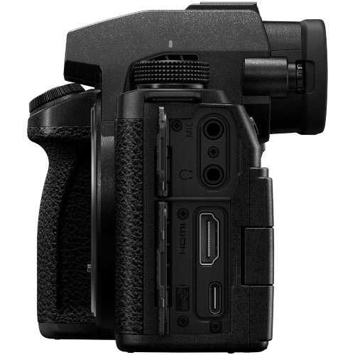 Panasonic Lumix DC-S5 IIX Body + Joby Tripod