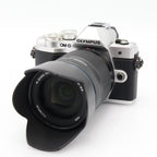 Olympus OM-D E-M10 mark III silber + M.Zuiko Digital ED 14-150mm f/4-5.6 II gebraucht