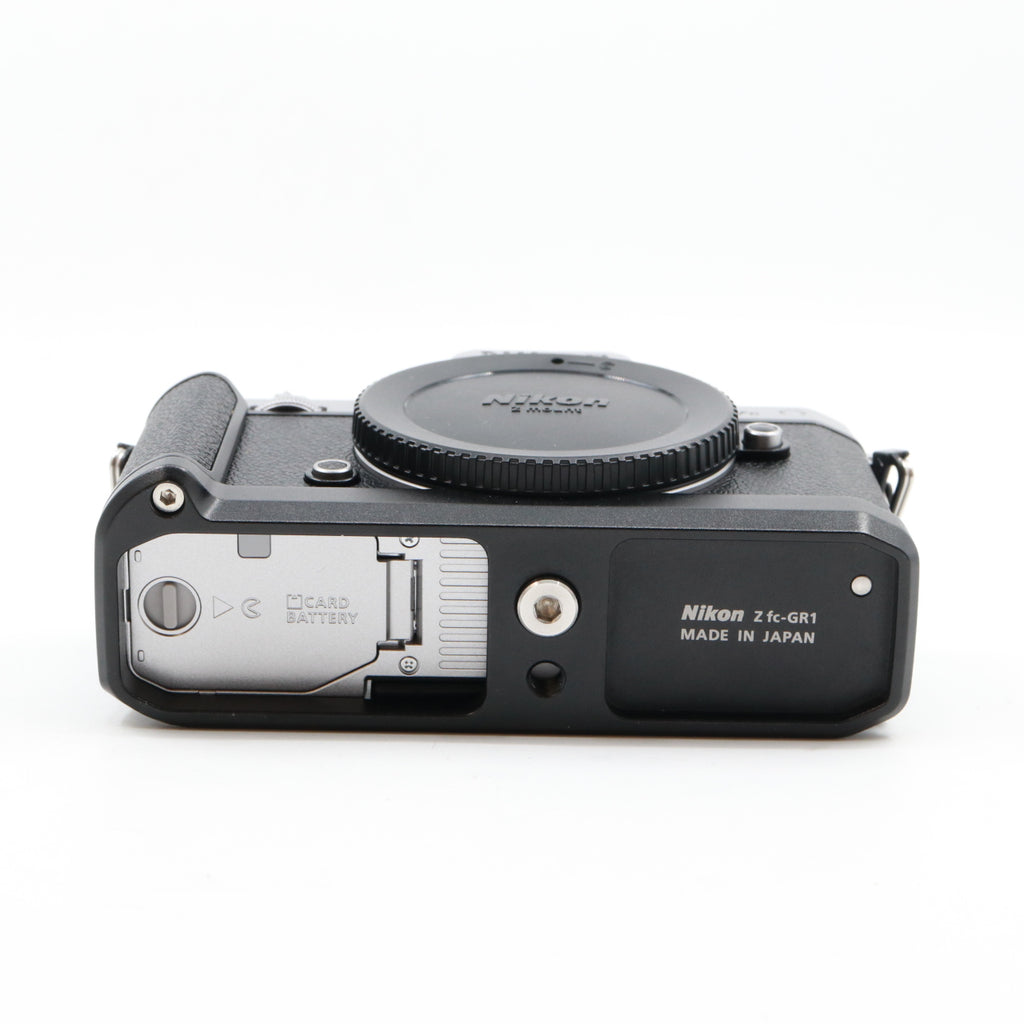Nikon Z fc Gehäuse + GR-1 gebraucht