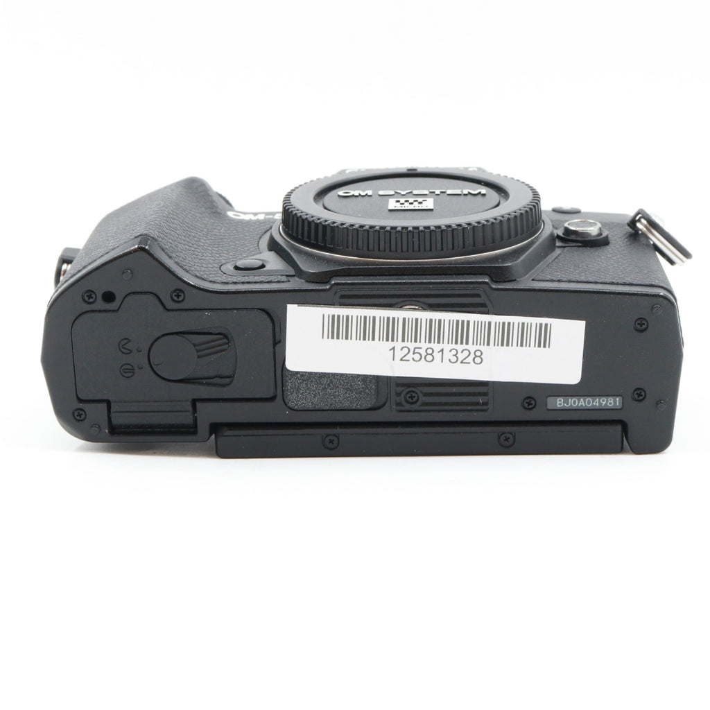 OM SYSTEM OM-5 body used