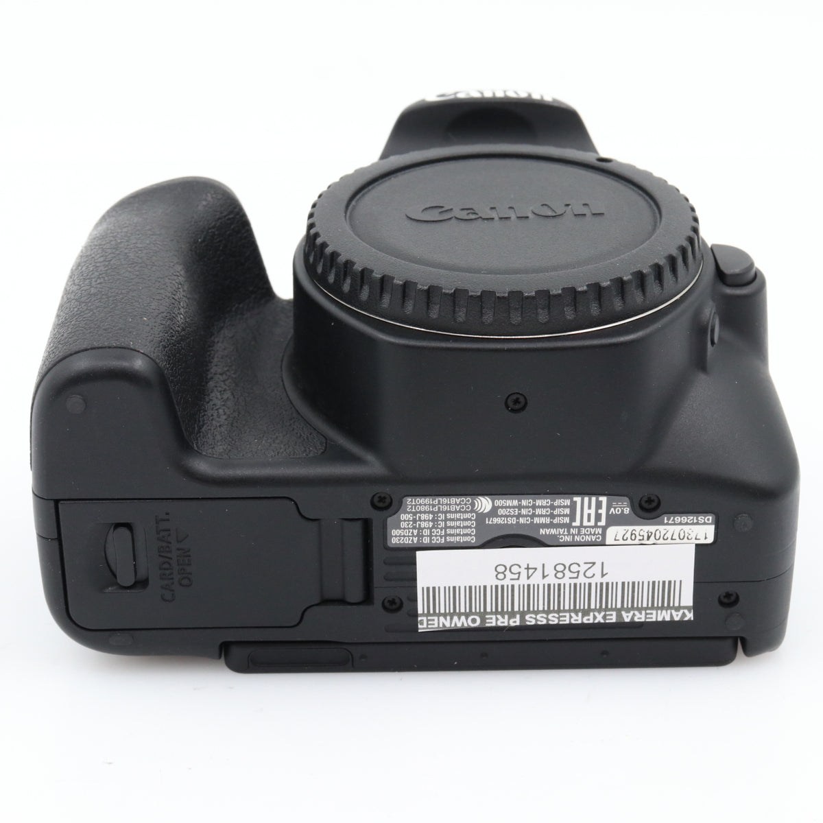 Canon EOS 200D body used