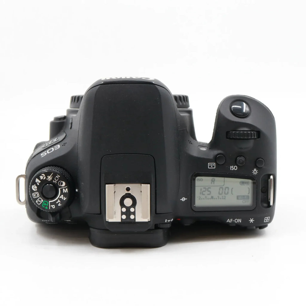 Canon EOS 77D Gehäuse gebraucht