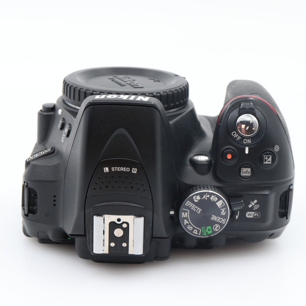Nikon D5300 Gehäuse gebraucht