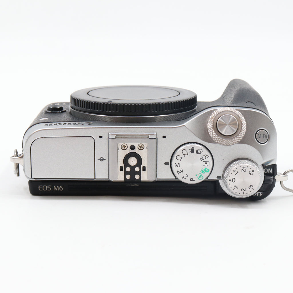 Canon EOS M6 body used
