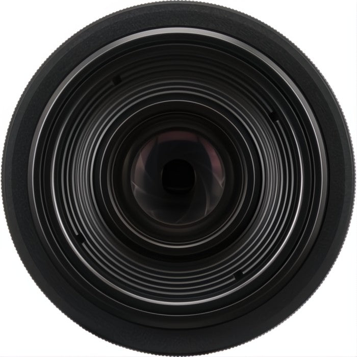 Canon EOS C50 + RF 35mm f/1.8 Macro IS STM
