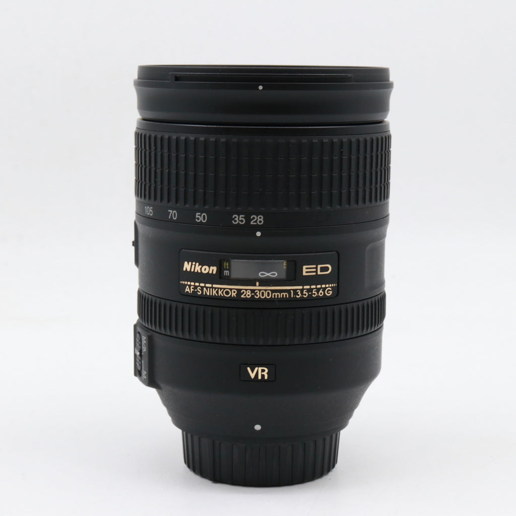 Nikon AF-S 28-300mm F/3.5-5.6G ED VR gebraucht