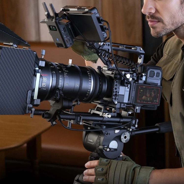 SmallRig 6776 "HawkLock" Cage for Sony FX5