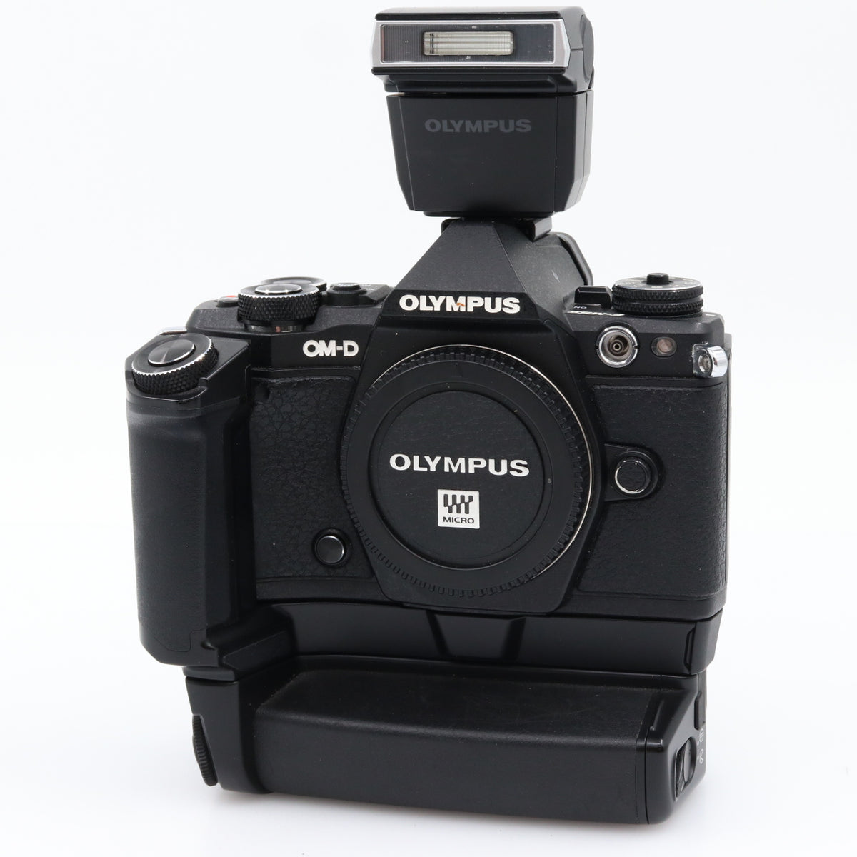 Olympus OM-D E-M5 Mark II + HLD-6P gebraucht