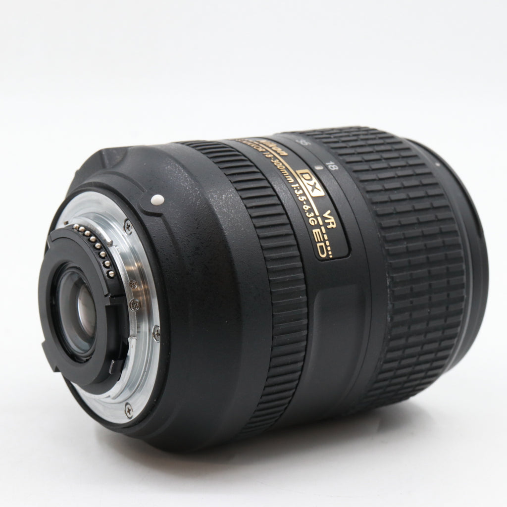Nikon AF-S 18-300mm f/3.5-5.6G ED VR DX gebraucht