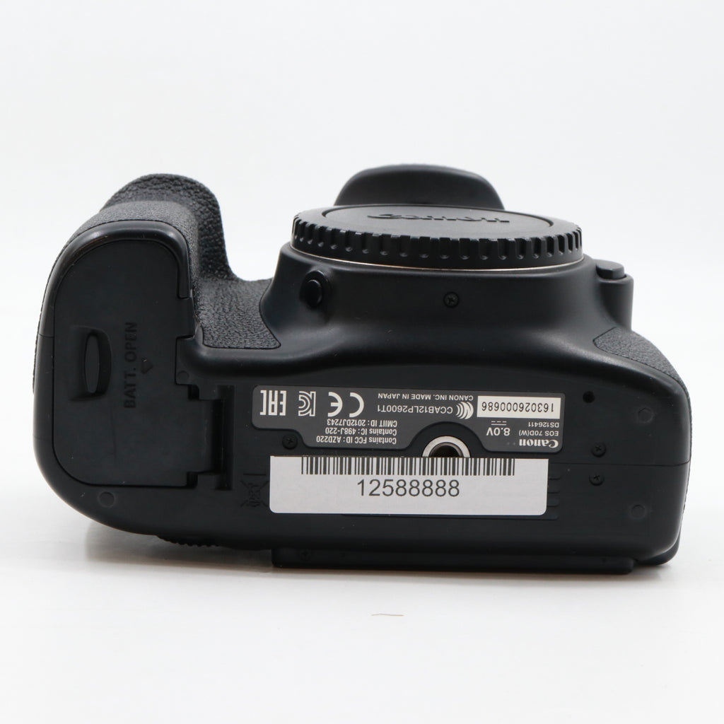 Canon EOS 70D body used