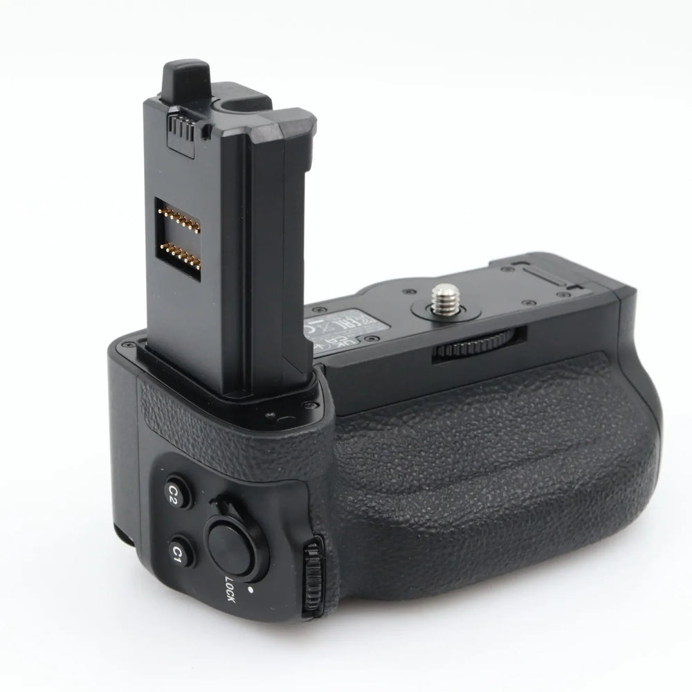 Sony VG-C4EM vertical batterygrip used
