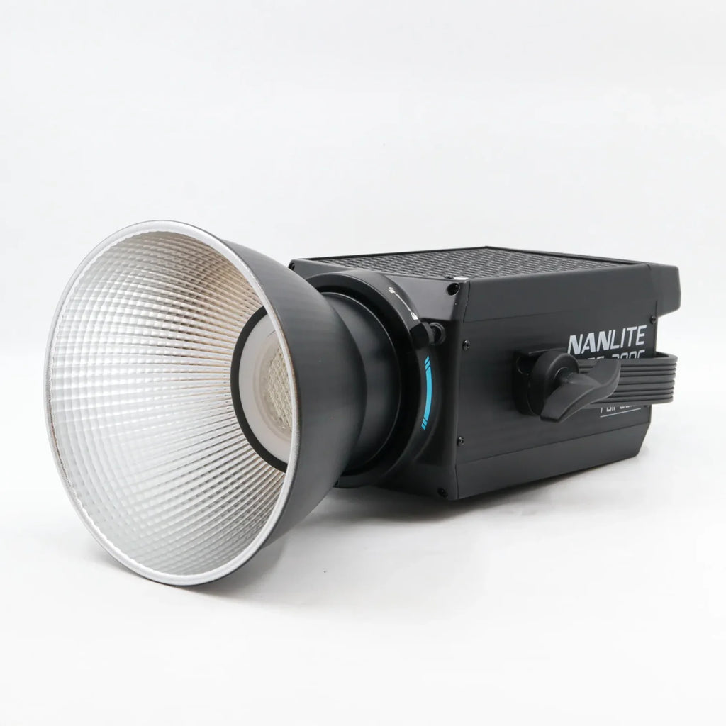Nanlite FS-300C LED RGBW Spot Light gebraucht