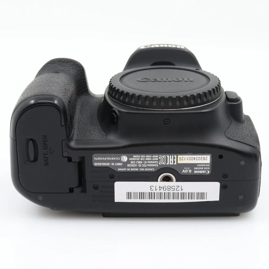 Canon EOS 80D body used