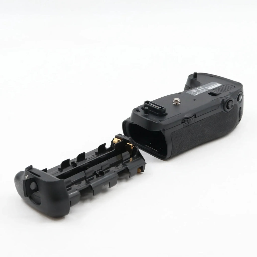 Nikon MB-D16 batterygrip Gebraucht