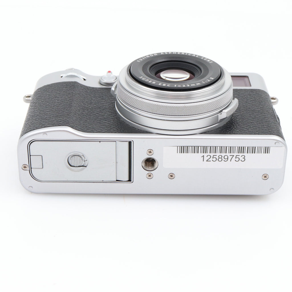 Fujifilm X100V silver used
