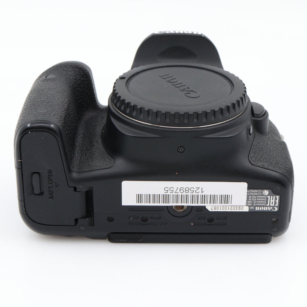 Canon EOS 77D body used