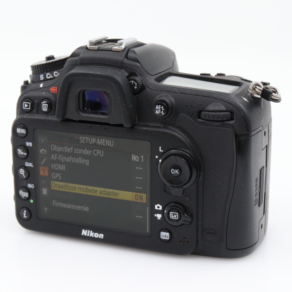 Nikon D7100 body used