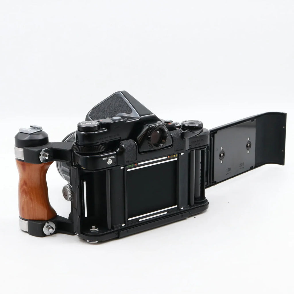 Pentax 6x7 body + SMC Takumar 105mm f/2.4 + handle gebraucht