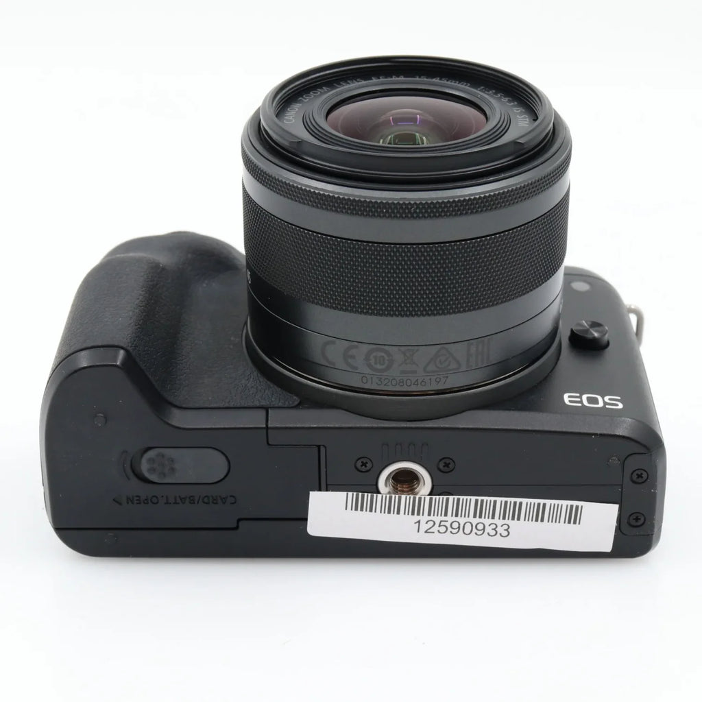 Canon EOS M50 mark II + EF-M 15-45mm f/3.5-6.3 IS STM used