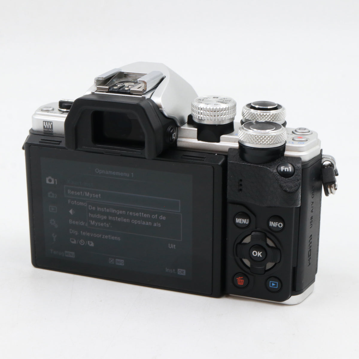 Olympus OM-D E-M10 mark II Gehäuse silber gebraucht