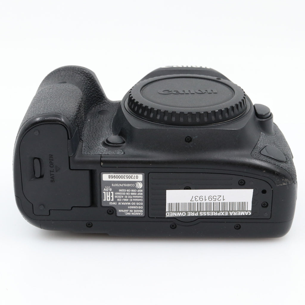 Canon EOS 5D mark IV body used