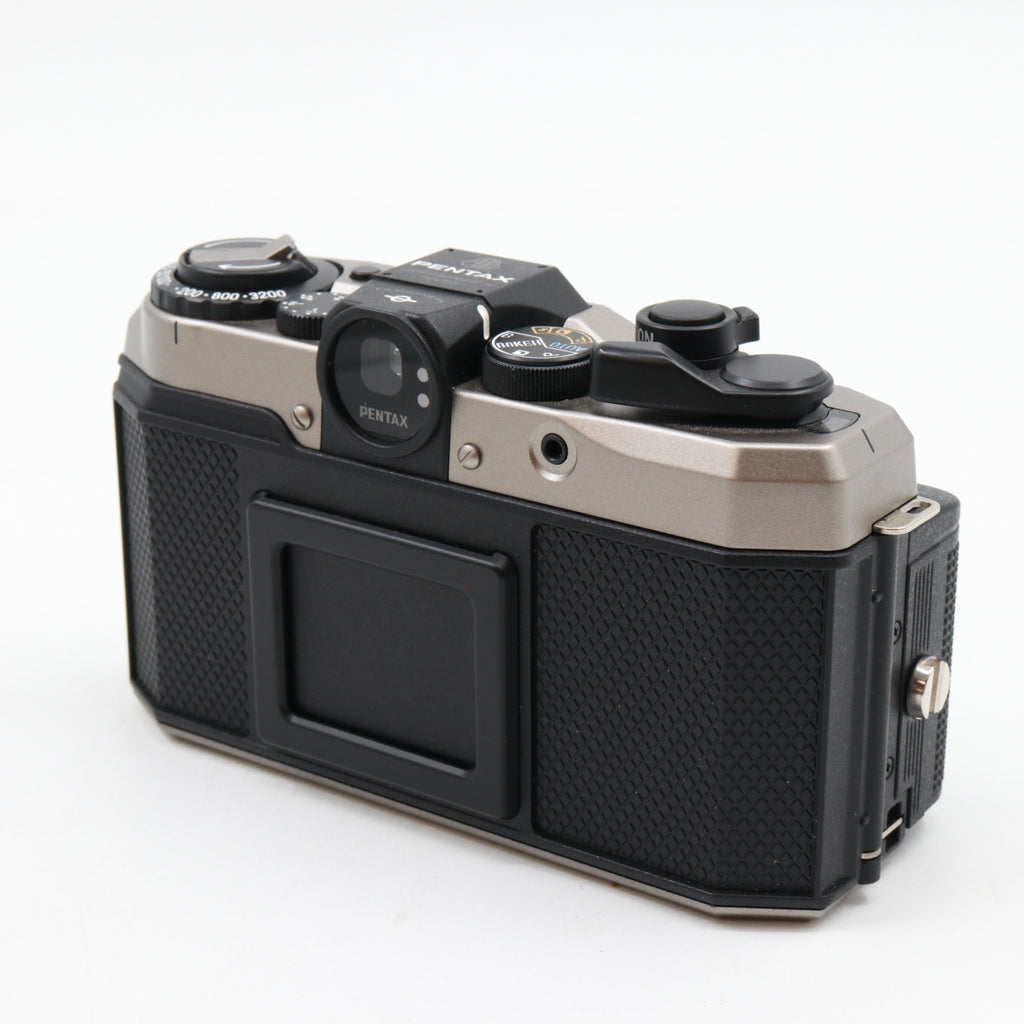 Pentax 17 Dark Silver gebraucht